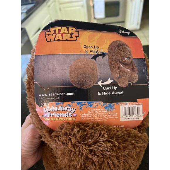 NEW 2014 Hideaway Friends Curl Up & Play Pillow 13" Chewbacca Star‎ Wars Plush - Picture 4 of 6